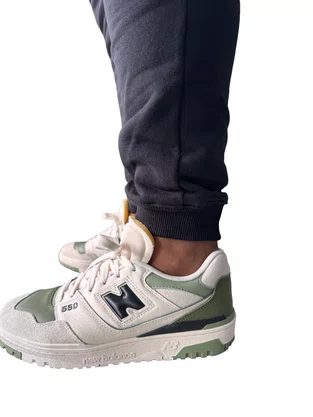 Calça New Balance Essentials