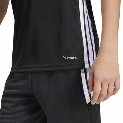 Camiseta Adidas Tiro26 Essentials