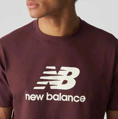 Camiseta New Balance Essentials