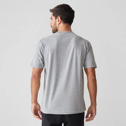 Camiseta New Balance Essentials Sl