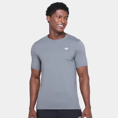 Camiseta New Balance Sport Essentials Camiseta New Balance Sport Essentials