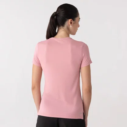 Camiseta New Balance Sport Essentials