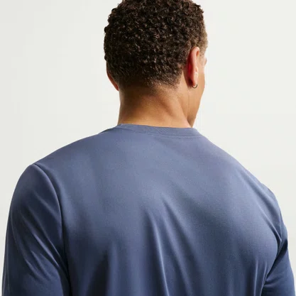Camiseta Nike Dri-Fit Legend