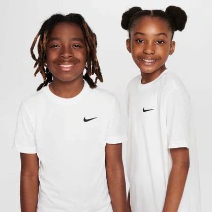 Camiseta Nike Dri-FIT Swoosh