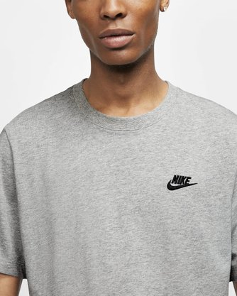 Camiseta Nike Sportswear Club