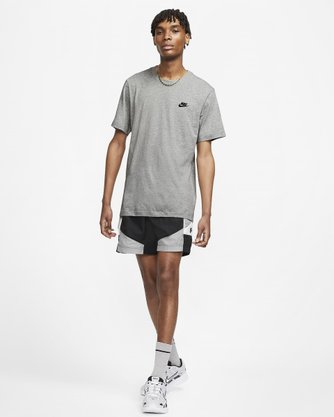 Camiseta Nike Sportswear Club