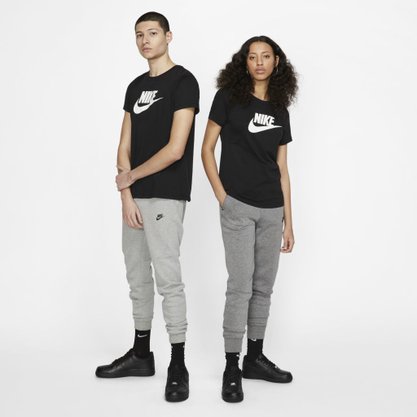Camiseta Nike Sportswear Essentials