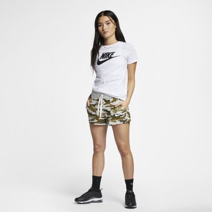 Camiseta Nike Sportswear Essentials