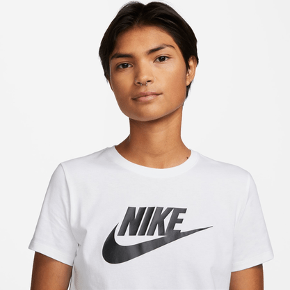 Camiseta Nike Sportswear Essentials