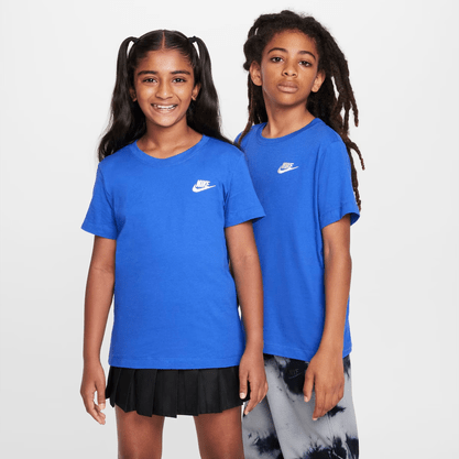 Camiseta Nike Sportswear Futura