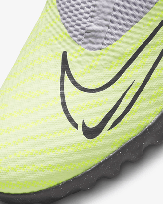 Chuteira Nike Phantom GX Academy Dynamic