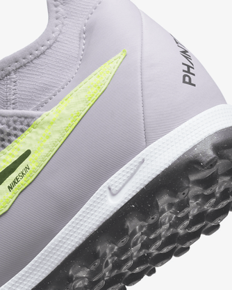 Chuteira Nike Phantom GX Academy Dynamic