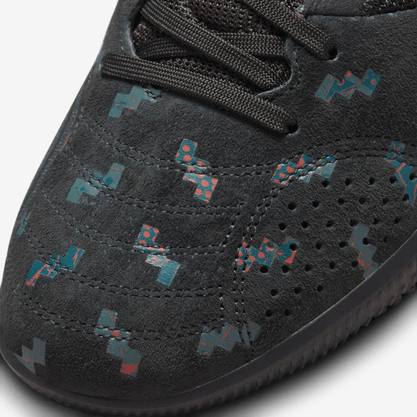Chuteira Nike Streetgato