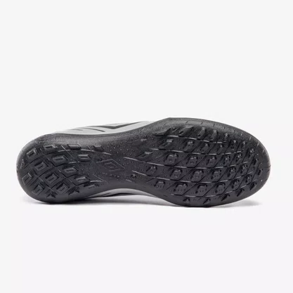 Chuteira Society Umbro Brave