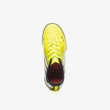 Chuteira Umbro Action