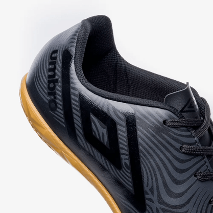 Chuteira Umbro Orbit