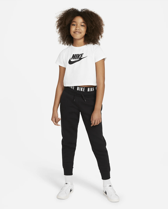 Cropped Nike Sportswear Older Kids