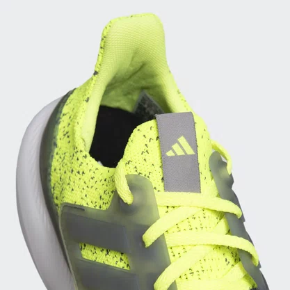 Tênis Adidas Acelera