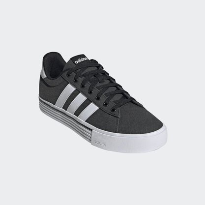 Tênis Adidas Daily 4.0