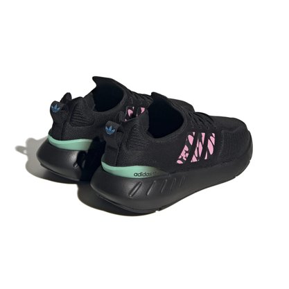 Tênis Adidas Swift Run 22