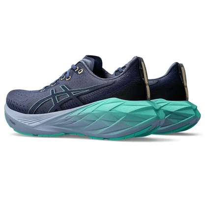 Tênis Asics Novablast 4