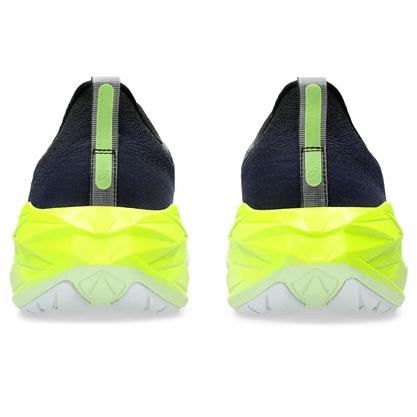 Tênis Asics Novablast 4