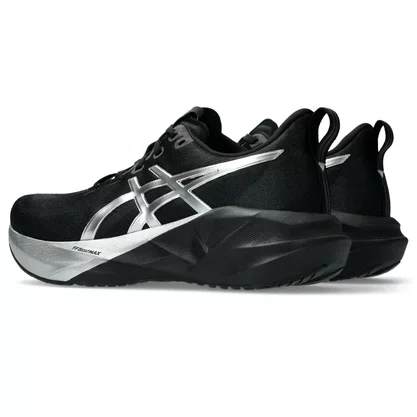 Tênis Asics Novablast 5 Platinum