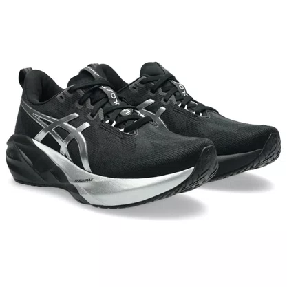 Tênis Asics Novablast 5 Platinum