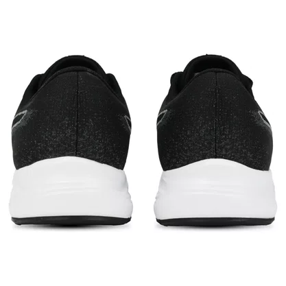 Tênis Asics Ugoki