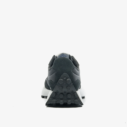 Tênis New Balance 327
