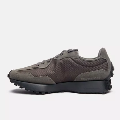 Tênis New Balance 327v1