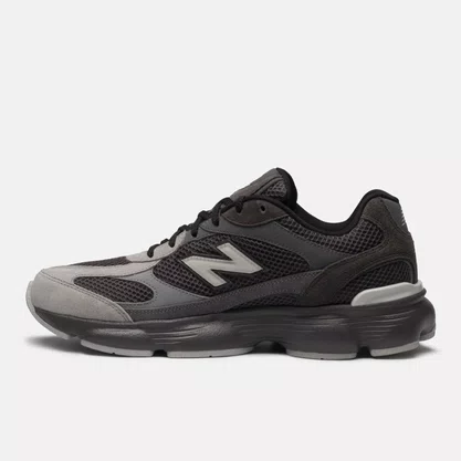 Tênis New Balance 603