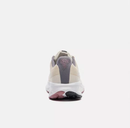 Tênis New Balance Fresh Foam 520 V9