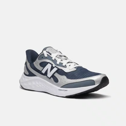 Tênis New Balance Fresh Foam Arishiv4