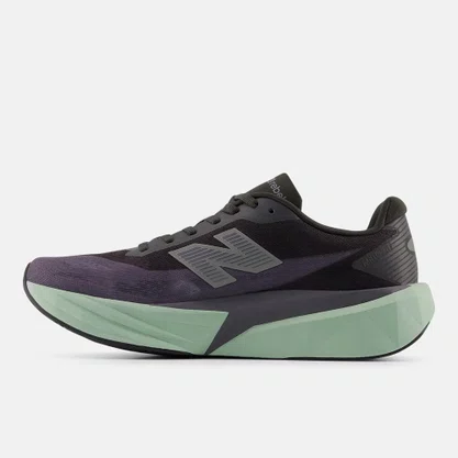 Tênis New Balance Fuelcell Rebel V5