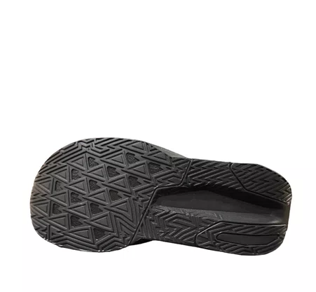 Tênis New Balance Fuelcell Rebel V5
