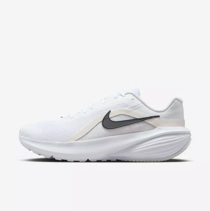 Tênis Nike Downshifter 14