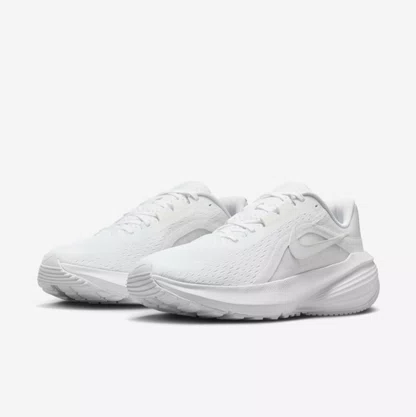 Tênis Nike Downshifter 14
