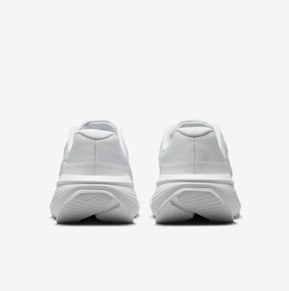 Tênis Nike Downshifter 14