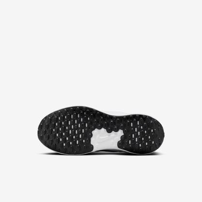 Tênis Nike Revolution 7