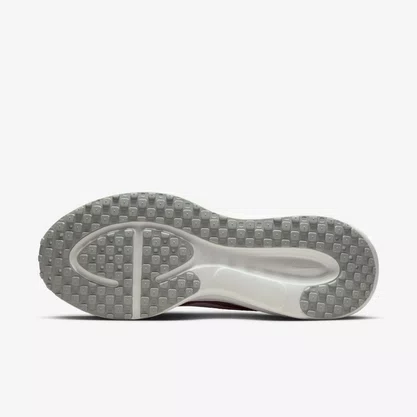 Tênis Nike Revolution 8
