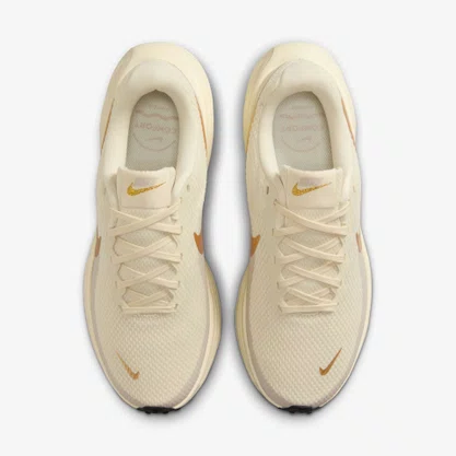 Tênis Nike Revolution 8