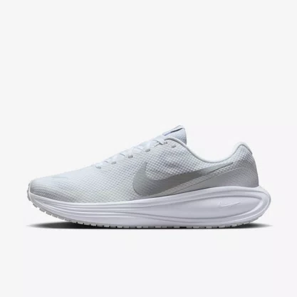 Tênis Nike Revolution 8