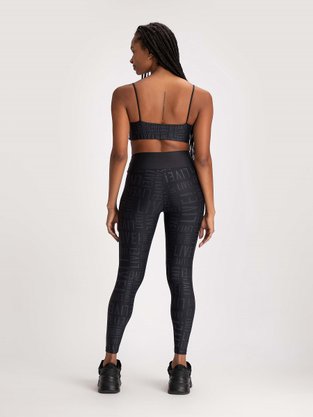 Top Live Body Curve Essential