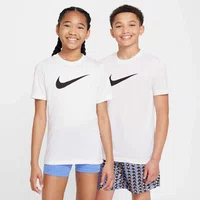 Camiseta Nike Dri-FIT Legend Swoosh