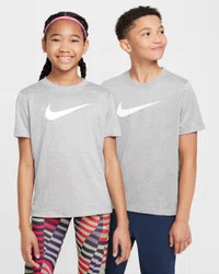 Camiseta Nike Legend Swoosh Infantil