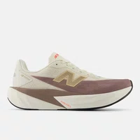Tênis New Balance Fuelcell Rebel V5