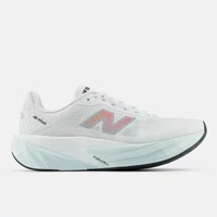 Tênis New Balance Fuelcell Rebel V5