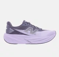 Tênis New Balance Fuelcell Rebel V5