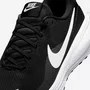 Tênis Nike Revolution 8